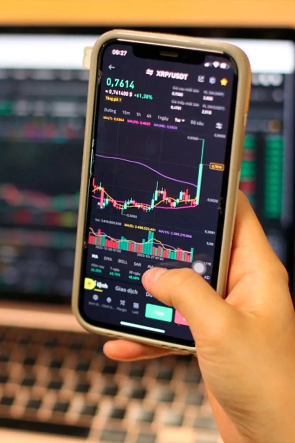 Puro Bitelix trading panel displaying crypto charts